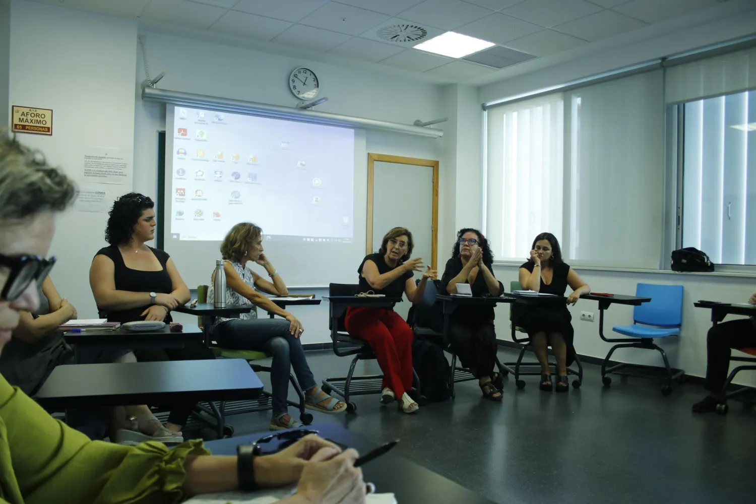 Igualdad y Diversidad centran el primer debate de la candidatura de Ana López