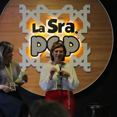 Los estudiantes ganan protagonismo en la precampaña de Ana López