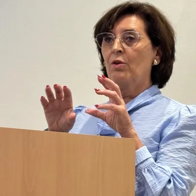 Ana López en su presentación en Psicología